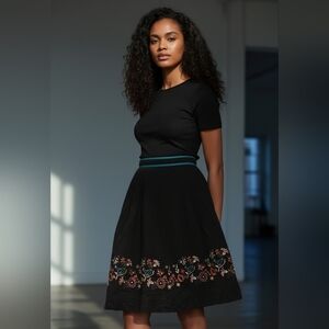 🌷Vintage Rafaella Black Beautifully Embroidered Cotton Skirt